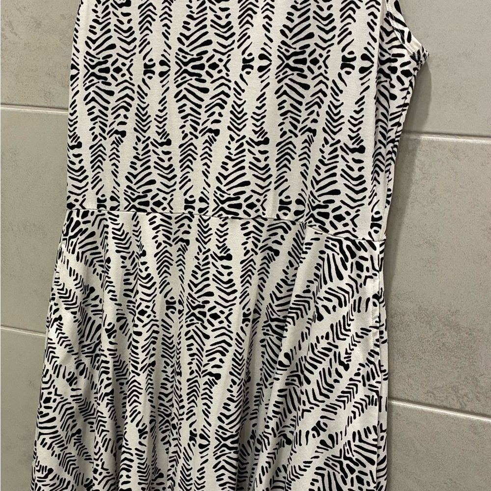LuLaRoe Nicki sleeveless A-line dress black/white animal print pattern XL